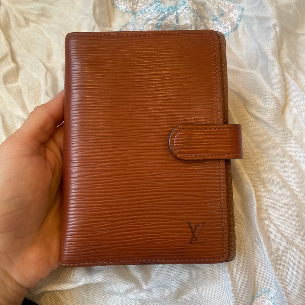 Louis vouitton agenda